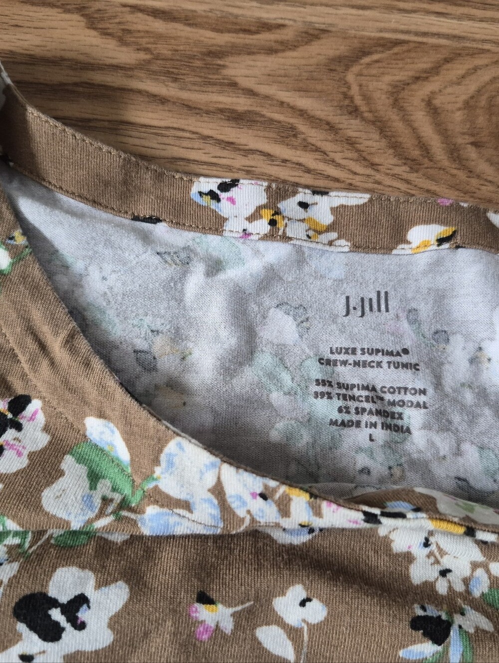 J. Jill Luxe Supima Crew-Neck Tunic Floral Quarter Sleeve Shirt - Picture 2 of 7